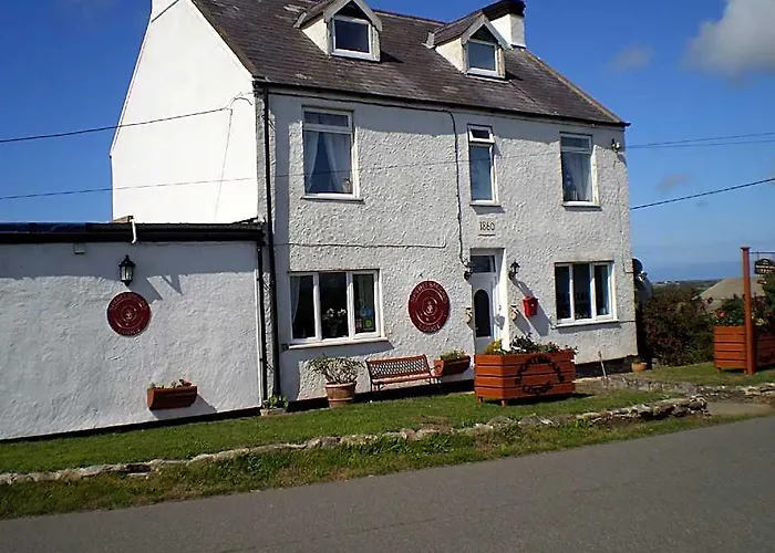 The Sportsmans Lodge