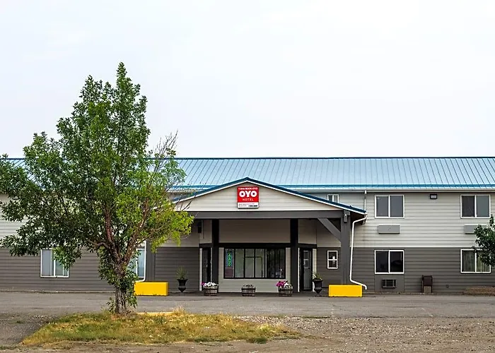 Oyo Hotel Shelby Mt Hwy 2 & I-15