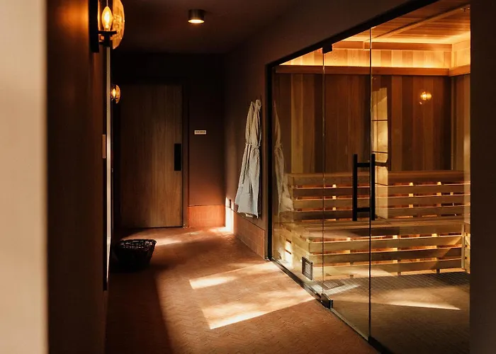 New Paltz Way Hotel