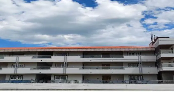 S R Resorts