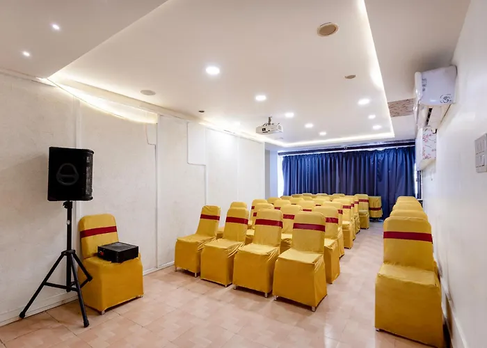 Hotel Aditya Grand Inn