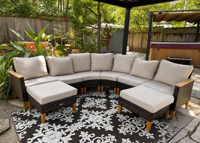Outdoor Sonoma Escape With Hot Tub And Large Yard