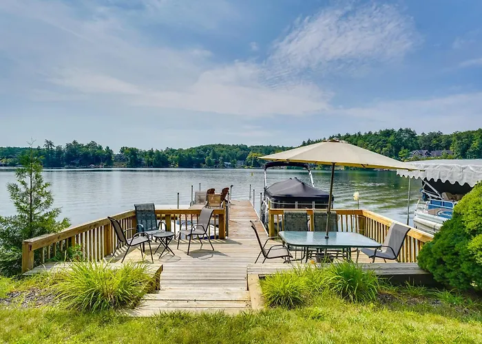 Stunning Lakefront Camps, Escape/ Explore Together