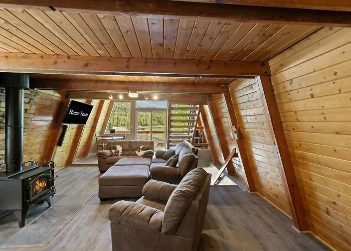Ski-Lee Retreat - Ski - Hike - Explore - Sleeps 10