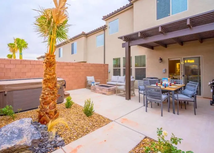 Family Fun - Pool & Hottub - Near Sand Hollow & Zion