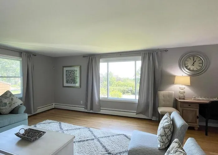 Penobscot View, 4 Bedroom Home In Rockland Maine