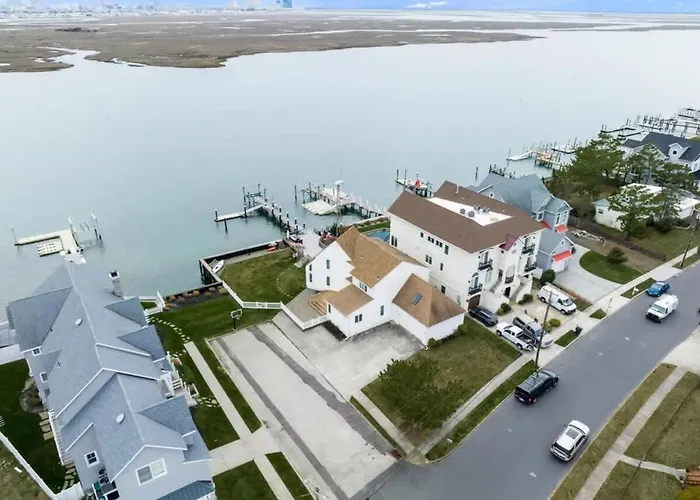 Bay Front Sunsets In Brigantine - Boat Dock & Deck