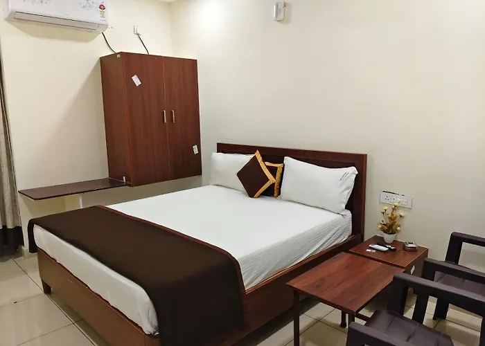 Hotel Kk Grand