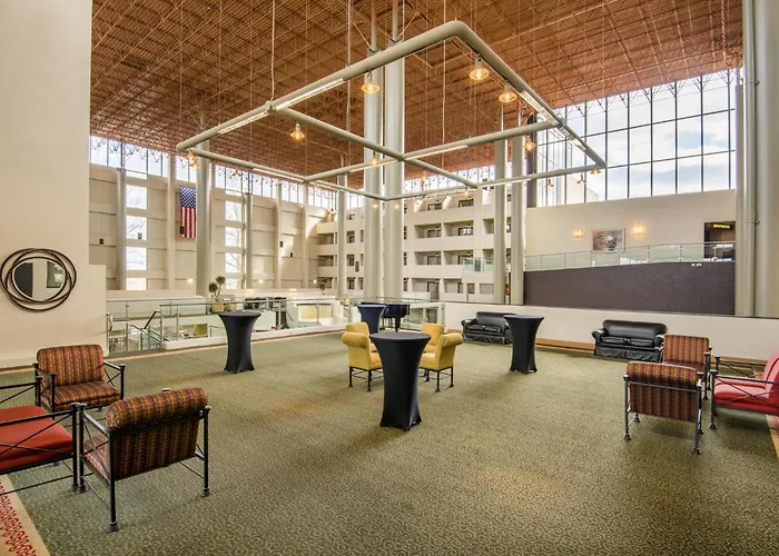 Crowne Plaza Indianapolis-Airport By Ihg
