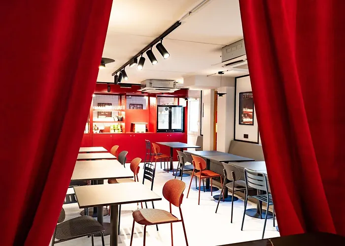 Ibis Styles Bourg-En-Bresse Centre Hotel