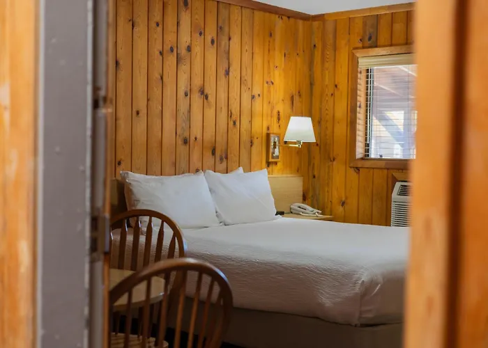 Red Stone Inn