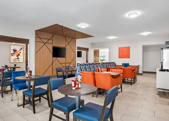 Holiday Inn Express & Suites Tumwater - Olympia By Ihg