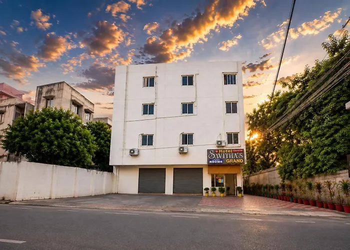 Hotel Savithas Grand