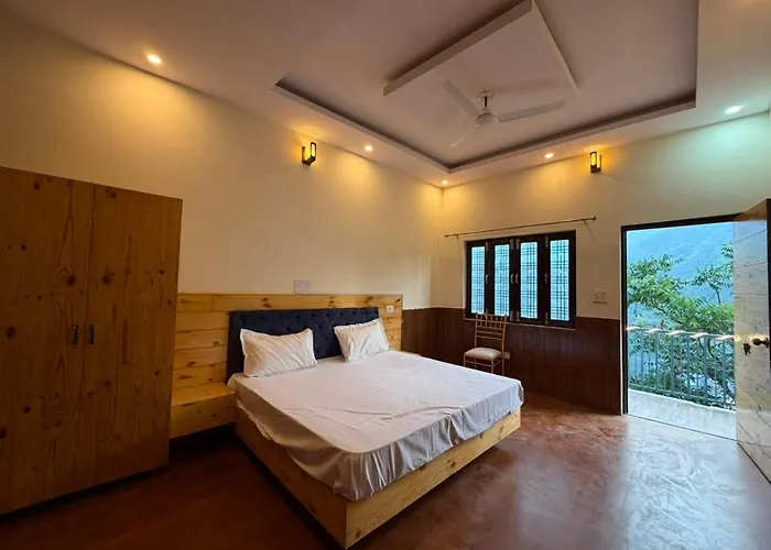 The Forest Season Resort, - A Premium Property & Open Terrace In Mussoorie
