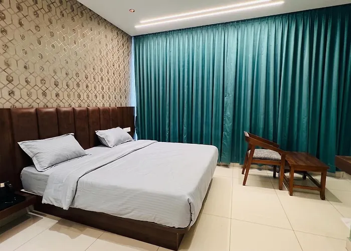 Fabhotels Royal Haven