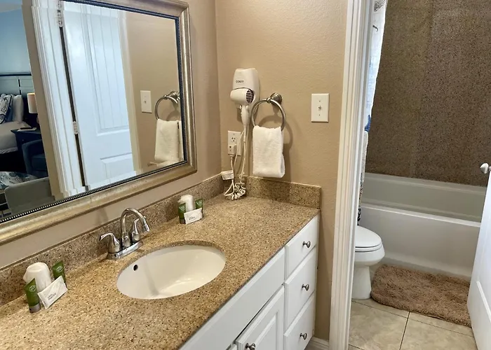 Beachgate Condo Suites And Hotel 432 Condo