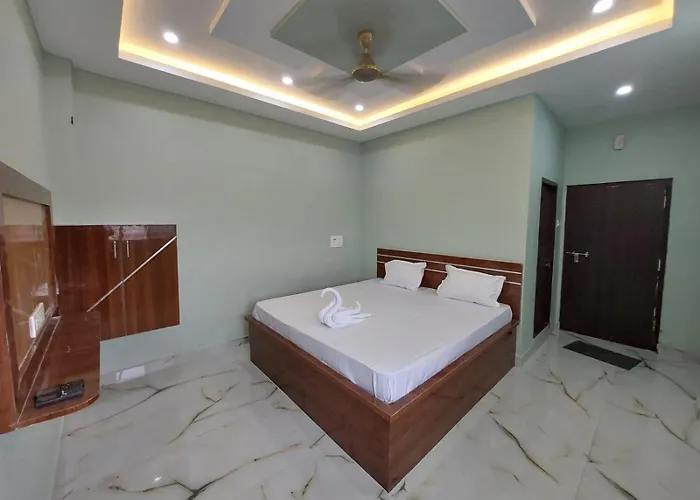 Keratam Stay