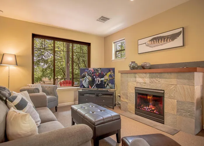 Sweetwater Retreat - Pet Friendly!