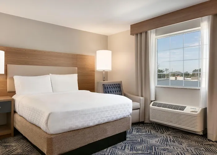 Candlewood Suites By Ihg Conway