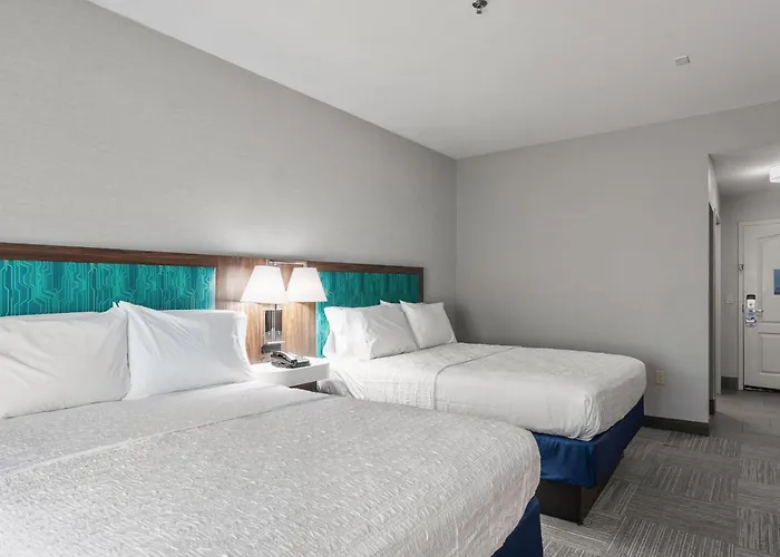 Hampton Inn & Suites Denison