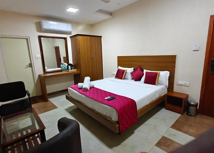 Gsilver Ss Hotels - Business Class Rooms Near Tirupur Railway Station & Kadharpet