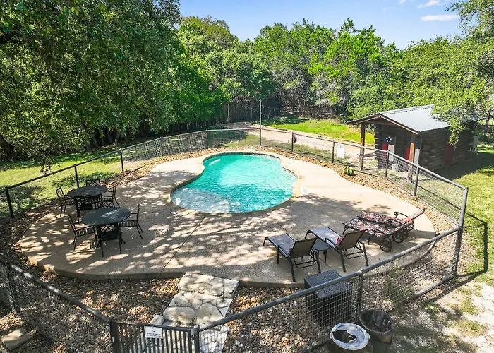 Wimberley Log Cabins Resort And Suites- Unit 6