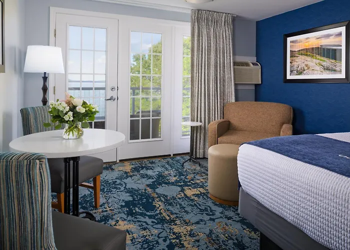 Atlantic Oceanside Hotel & Conference Center
