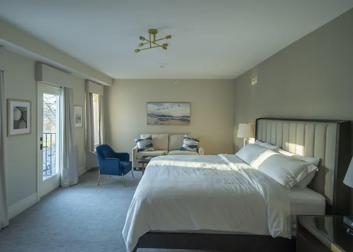 Orange Inn Boutique Hotel
