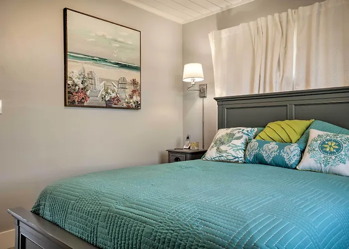 Coastal Getaway By Pebble Beach & Redwoods!