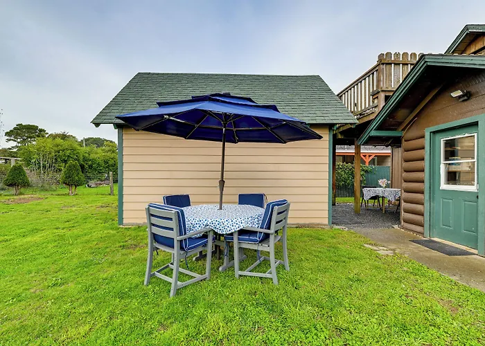 Unique Dog-Friendly Log Cabin: Short Walk To Ocean