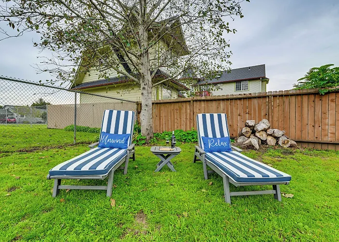 Unique Dog-Friendly Log Cabin: Short Walk To Ocean