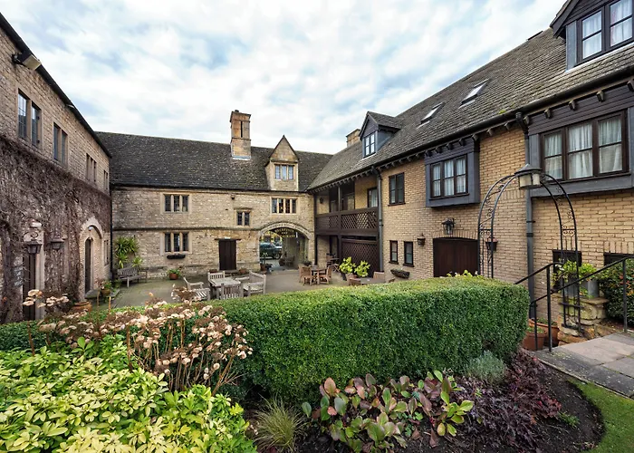 The Bell Inn, Stilton, Cambridgeshire - The Coaching Inn Group