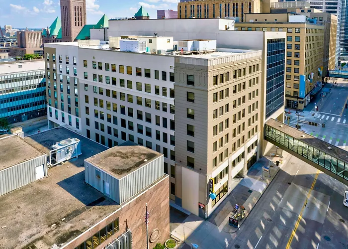 Home2 Suites By Hilton Minneapolis Downtown