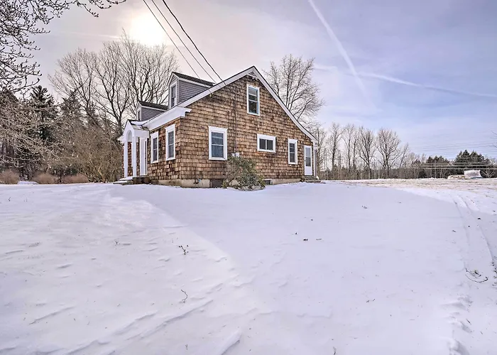Rural Oswego Cottage On 50-Acre Orchard & Farm!