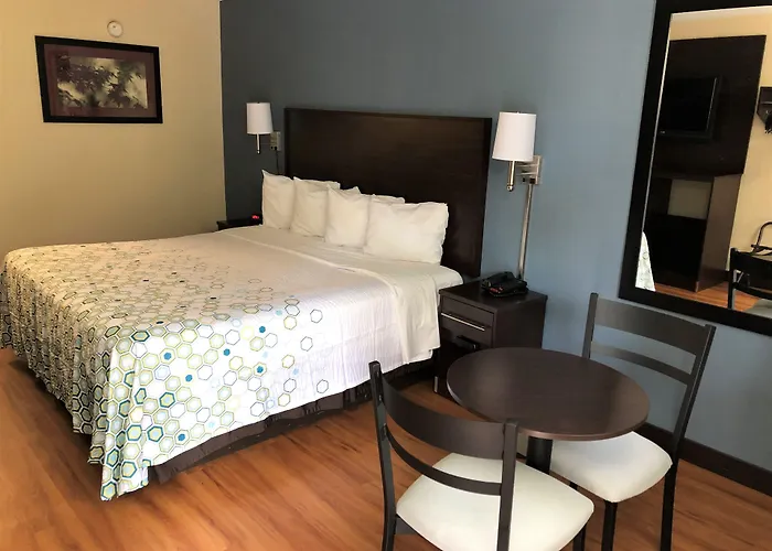 Hometowne Studios By Red Roof Bordentown - Mcguire Afb