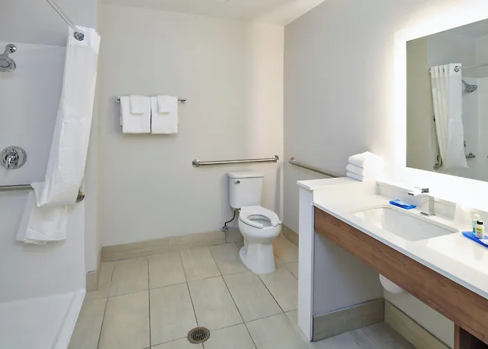 Holiday Inn Express & Suites El Paso - Sunland Park Area By Ihg