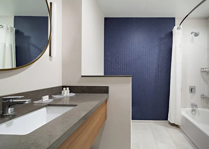 Fairfield Inn & Suites By Marriott Fayetteville