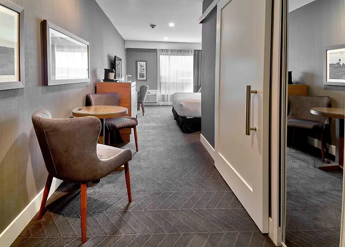 Sandman Signature Plano-Frisco Hotel