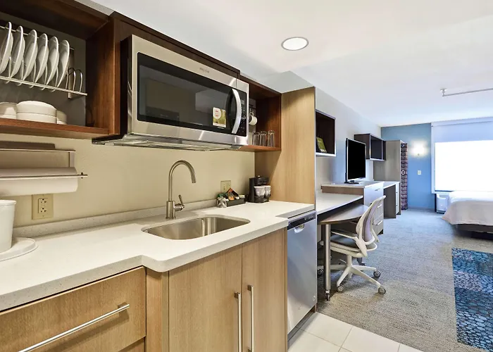 Home2 Suites By Hilton Portland Airport