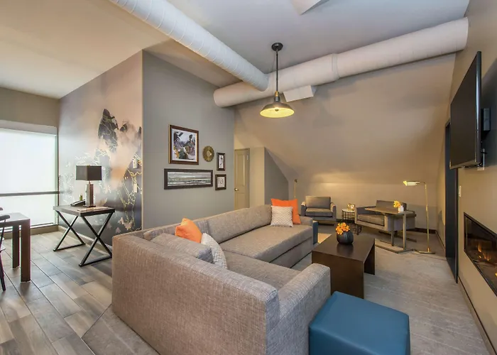 Hotel Saranac, Curio Collection By Hilton