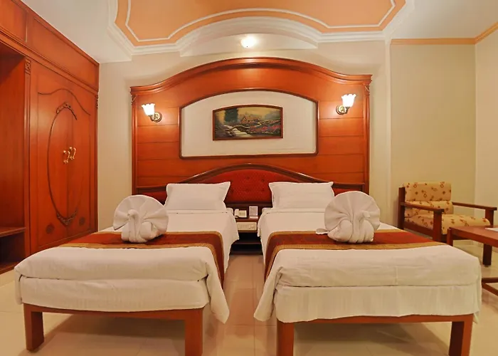 Hotel Gnanam