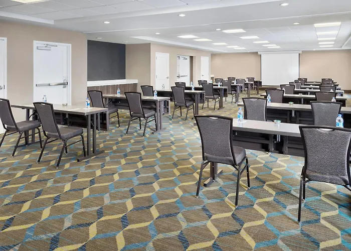 Fairfield Inn & Suites By Marriott Charlotte Airport