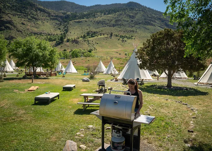 Dreamcatcher Tipi Hotel