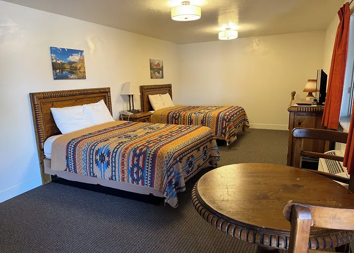 Four Corners Inn