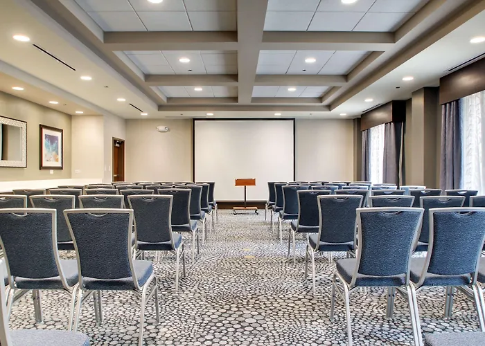 Hampton Inn & Suites Greenville Airport