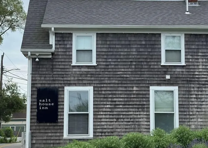 Salt House Inn
