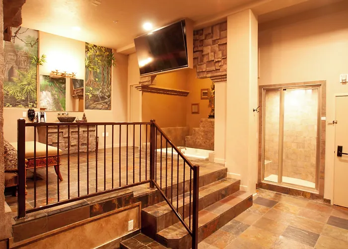 Destinations Inn Theme Rooms
