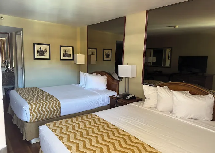 Travelodge By Wyndham Reno
