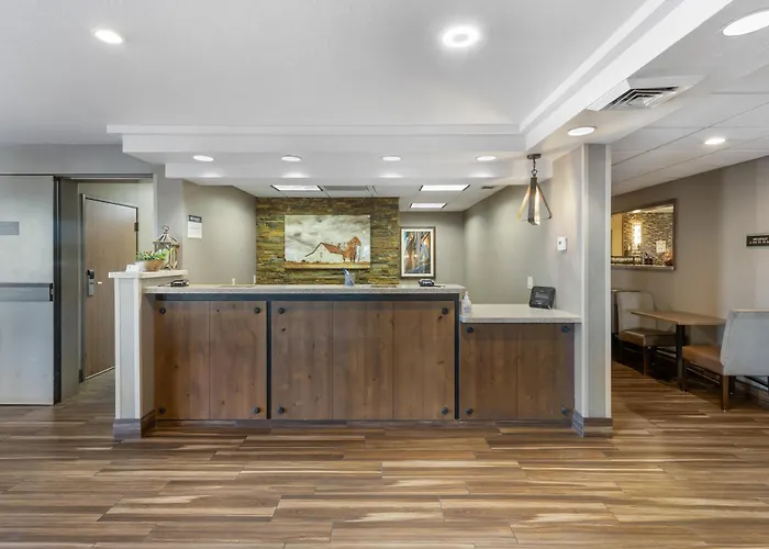 Best Western Plus Cottontree Inn