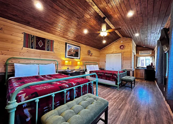 The Rim Rock Inn